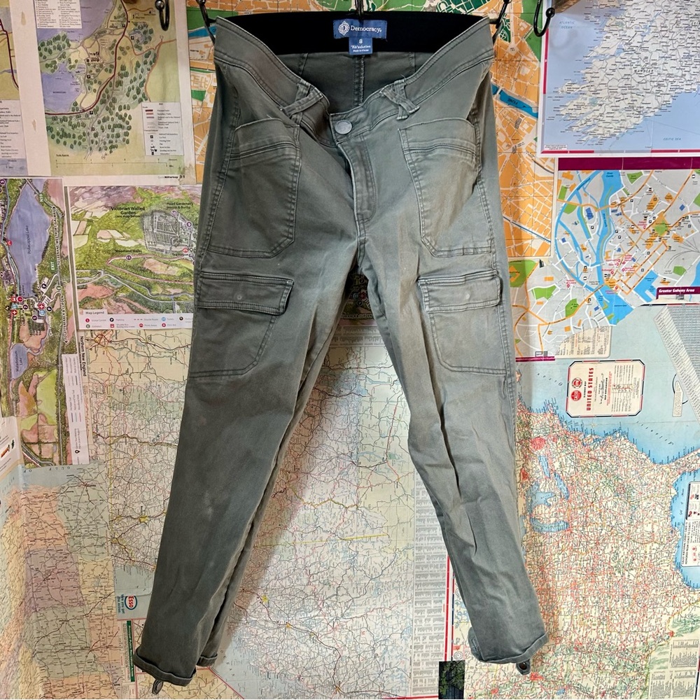 Democracy Absolution Cargo Pants – Size 8